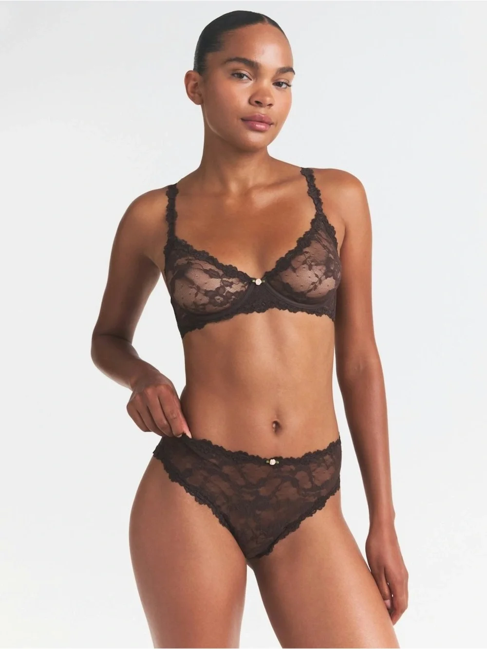 🤎SKIMS STRETCH LACE BRIEF IN ESPRESSO S M